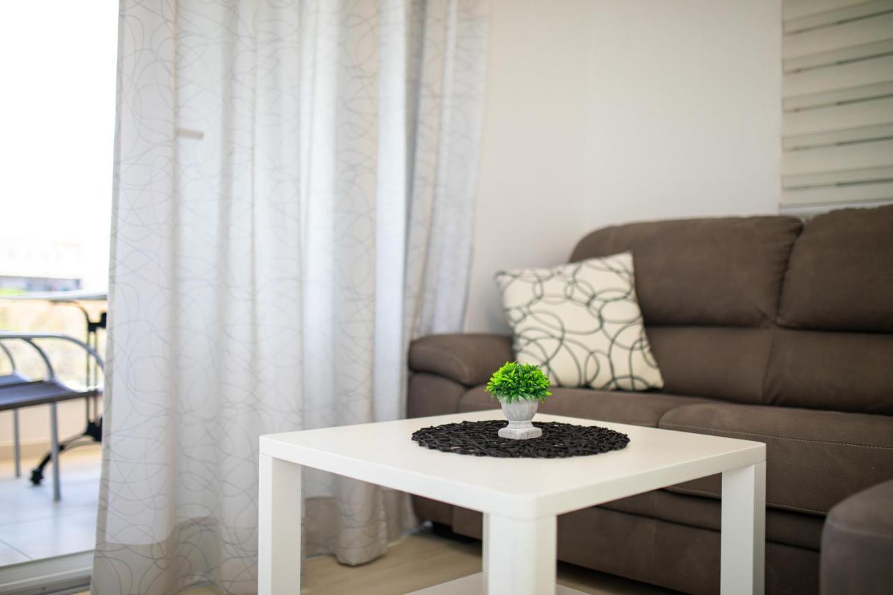 Apartments Augustinovic 巴斯卡 外观 照片