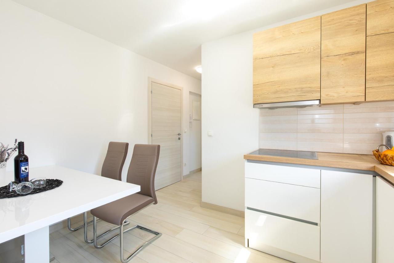 Apartments Augustinovic 巴斯卡 外观 照片